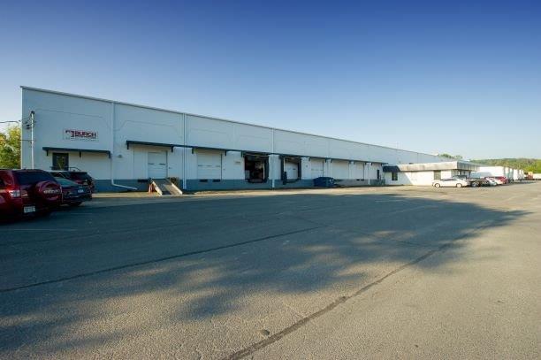 More Photos Of 430 Hudson River Rd, Waterford Warehouse For Lease