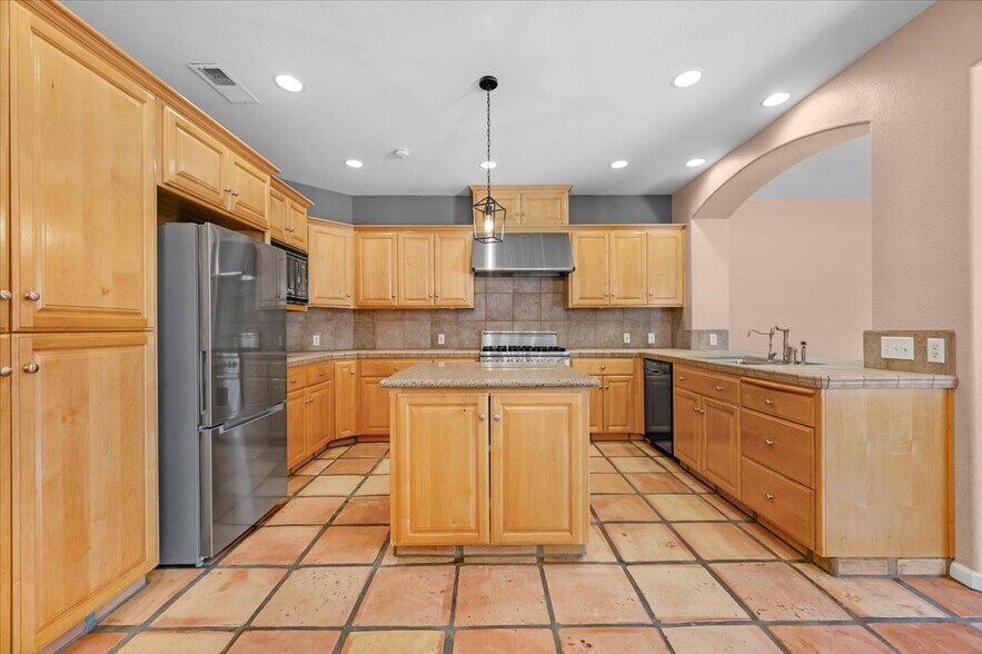 More Photos Of 13715 E Nebraska Ave, Kingsburg Land For Sale