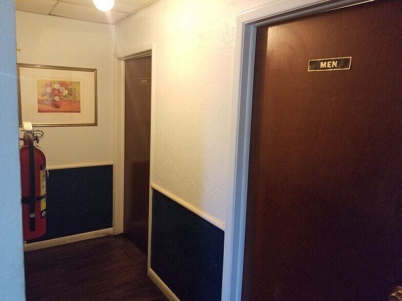 More Photos Of 1105 26th Ave, Greeley Restaurant For Sale