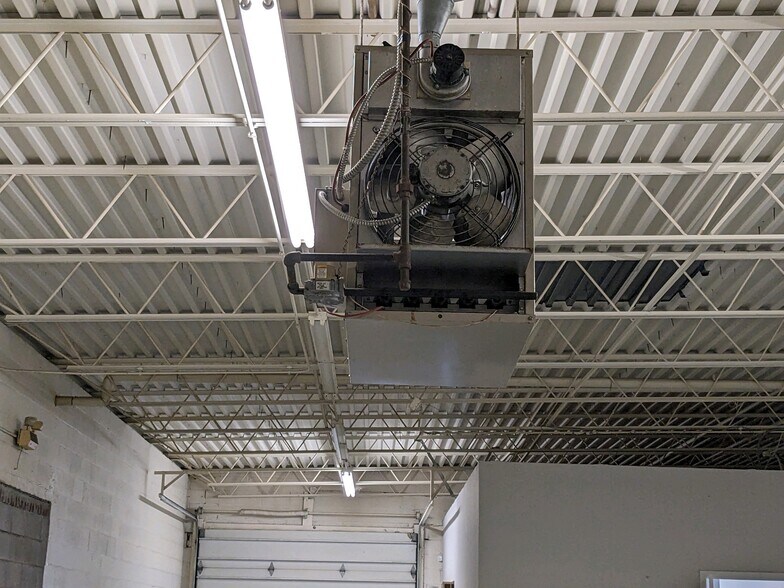 More Photos Of 26700 Renaissance Pky, Warrensville Heights Manufacturing For Lease