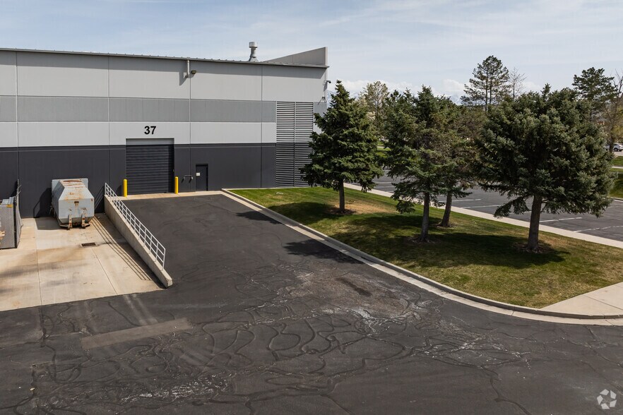 More Photos Of 5300 Harold Gatty Dr, Salt Lake City Distribution For Lease