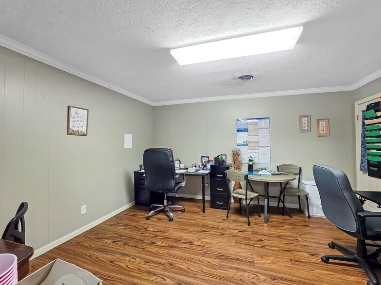 More Photos Of 617 Main St, Liberty Storefront Retail Office For Sale