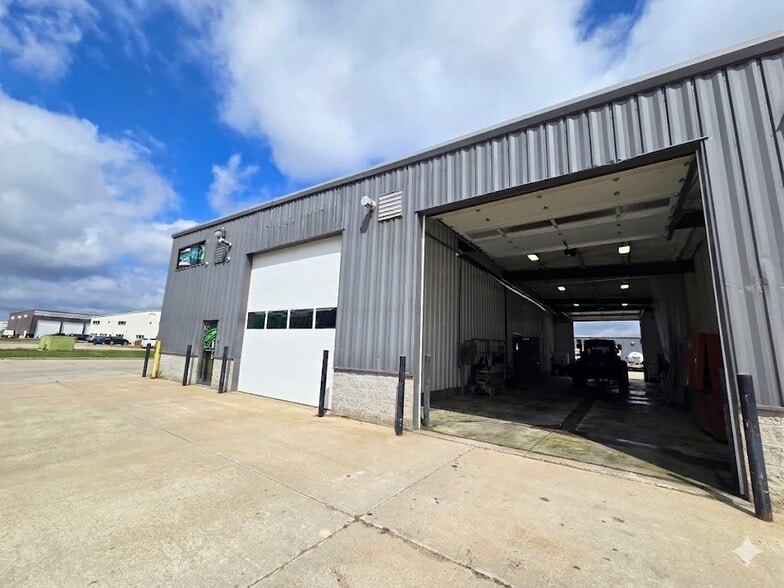 More Photos Of 750 Industrial Dr, Clare Warehouse For Sale