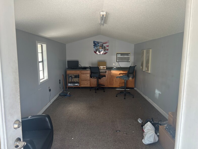 More Photos Of 228 Hwy 49, Byron Auto Repair For Sale