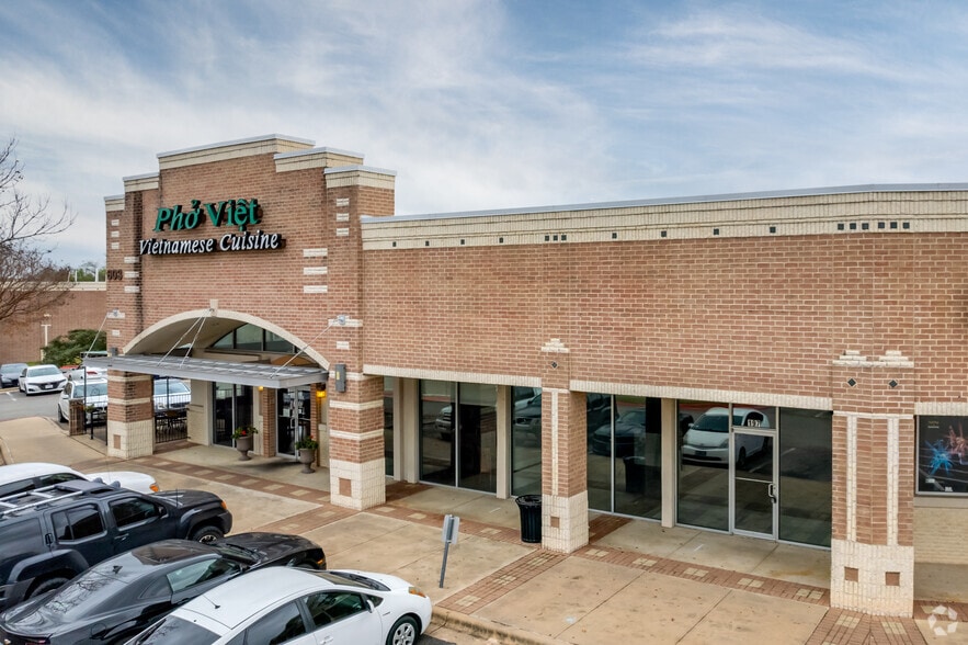 Primary Photo Of 603 Louis Henna, Round Rock Unknown For Lease