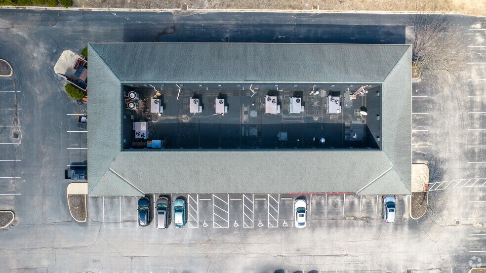 More Photos Of 4865-4955 N Hamilton Rd, Columbus Unknown For Lease