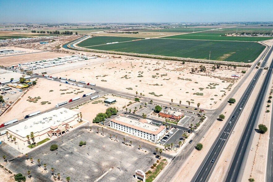 More Photos Of HWY 111, Calexico Land For Sale