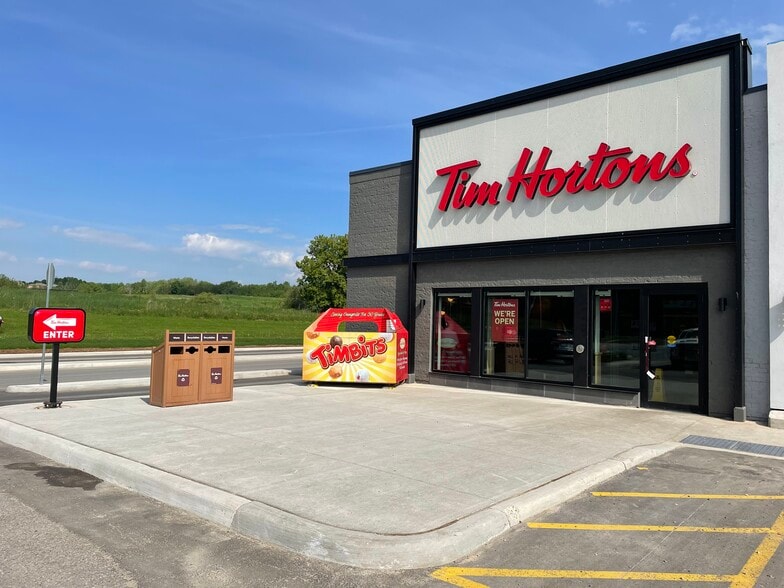 More Photos Of 150 First St, Orangeville Storefront Retail Office For Lease