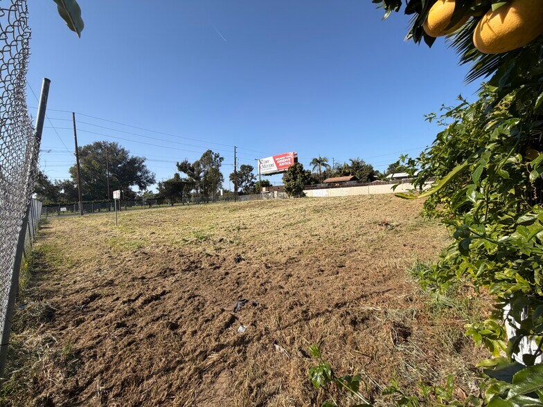 More Photos Of 12650 Western Ave, Los Angeles Land For Sale