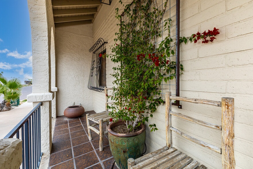 More Photos Of 13033 N Verde River Dr, Fountain Hills Freestanding For Sale