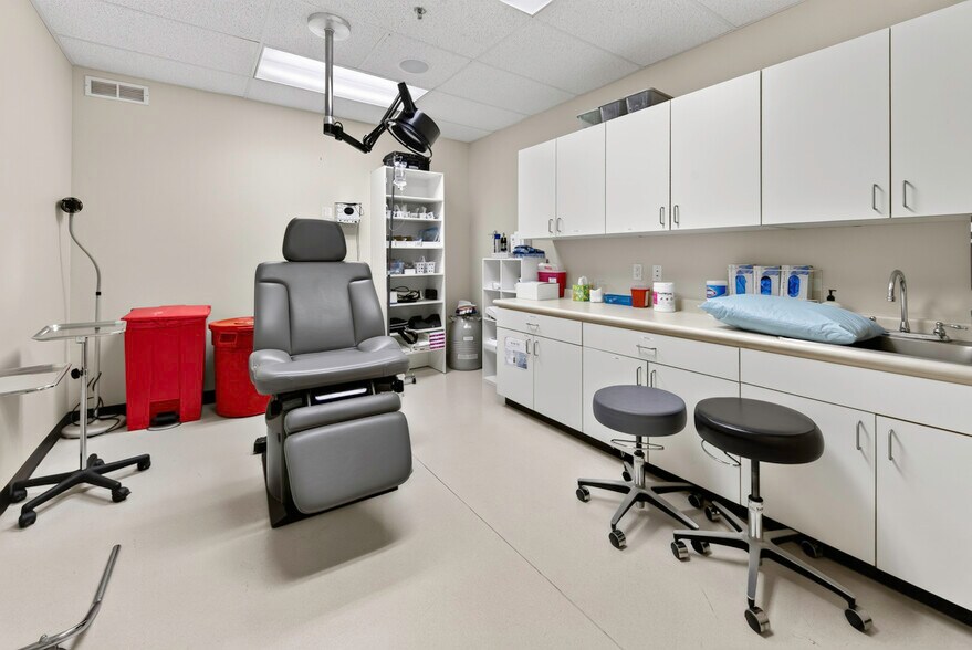 More Photos Of 313 W Drake Rd, Fort Collins Medical For Lease