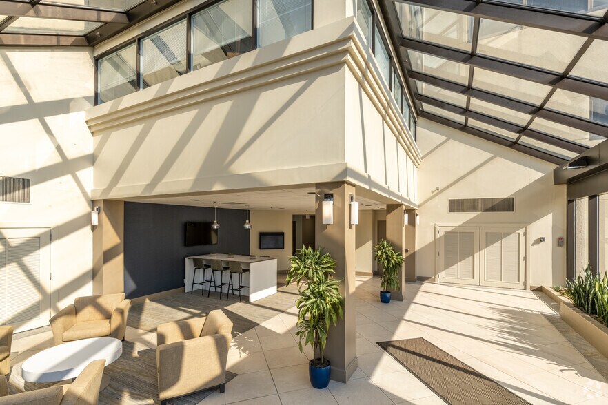 More Photos Of 1055 Parsippany Blvd, Parsippany Office For Lease