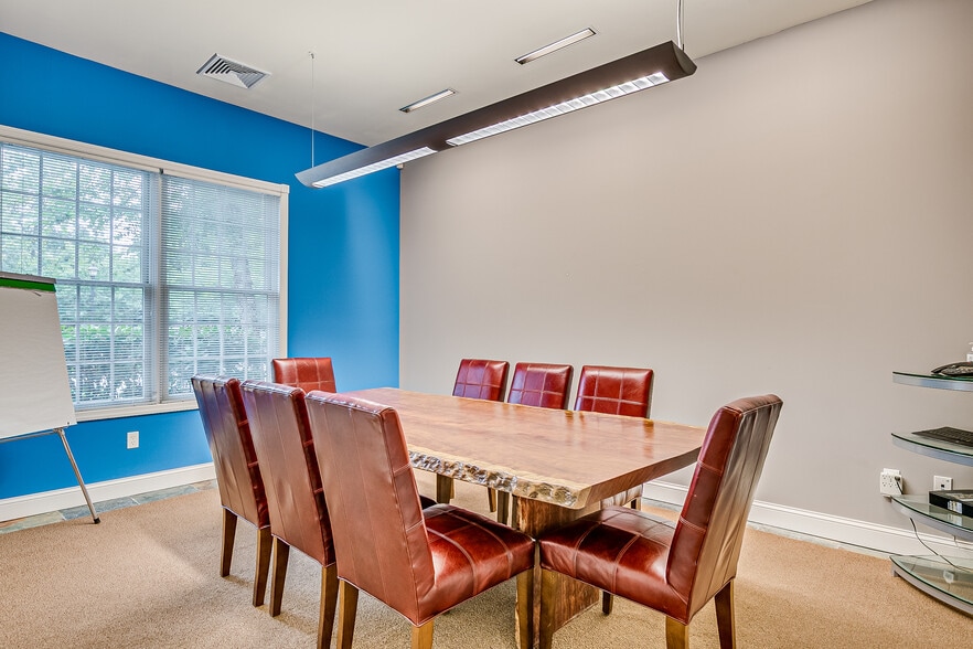 More Photos Of 1555 Ruth Rd, North Brunswick Office For Lease