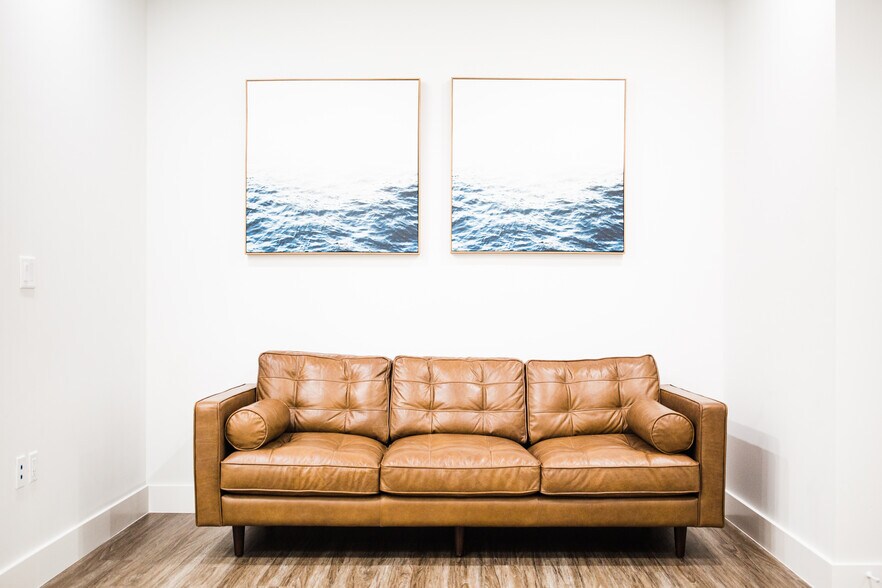 More Photos Of 8891 Brighton Ln, Bonita Springs Loft Creative Space For Lease