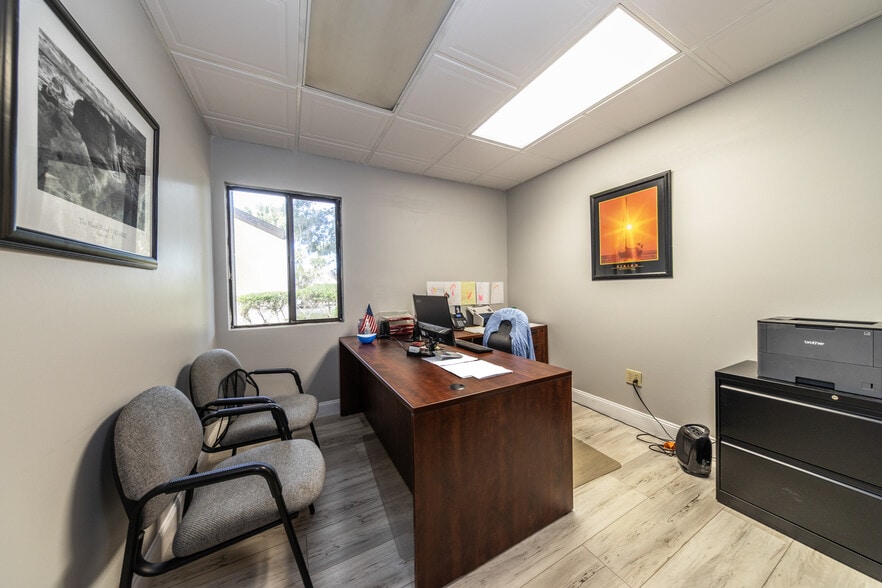 More Photos Of 26 Office Park Dr, Palm Coast Medical For Sale