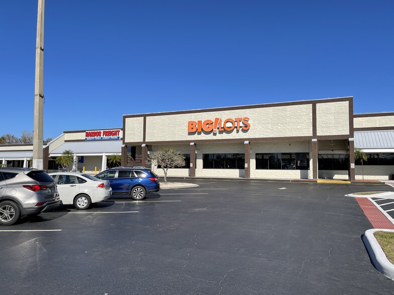 More Photos Of 3040-3102 College Ave, Ruskin Unknown For Lease