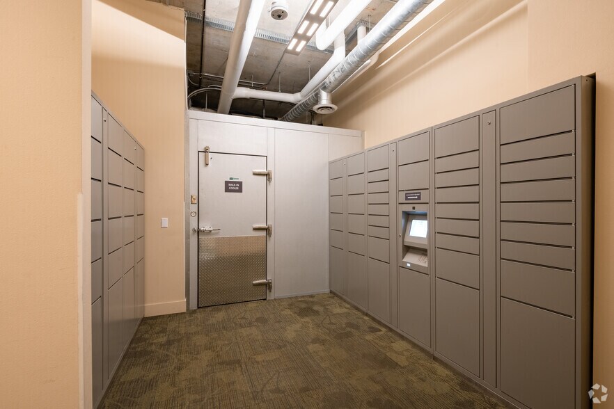 More Photos Of 102 N G St, Tacoma Apartments For Lease