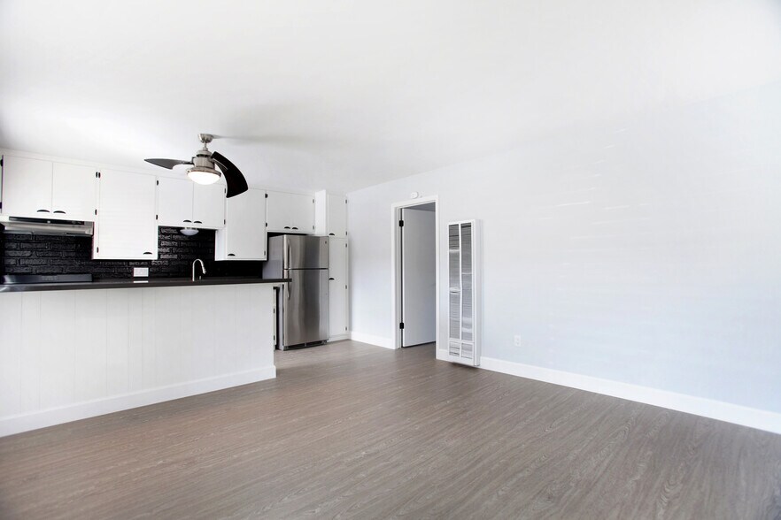 More Photos Of 1413 Hemlock Ave, Imperial Beach Apartments For Sale