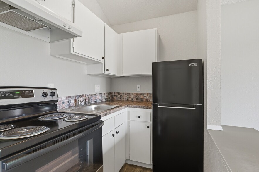 More Photos Of 4526 S Henderson St, Seattle Apartments For Sale