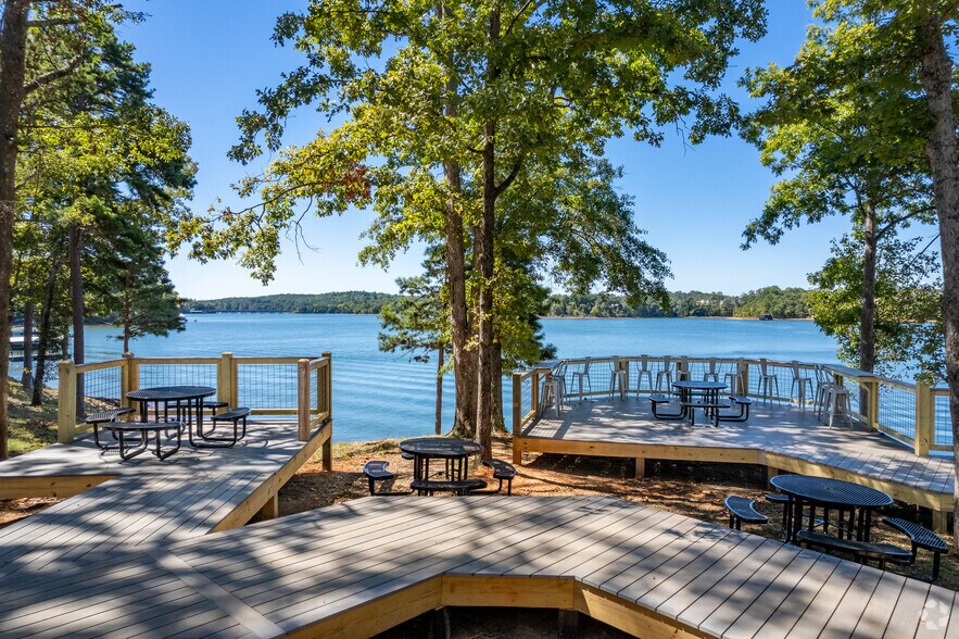 More Photos Of 894 Tiger Blvd, Clemson Apartments For Lease