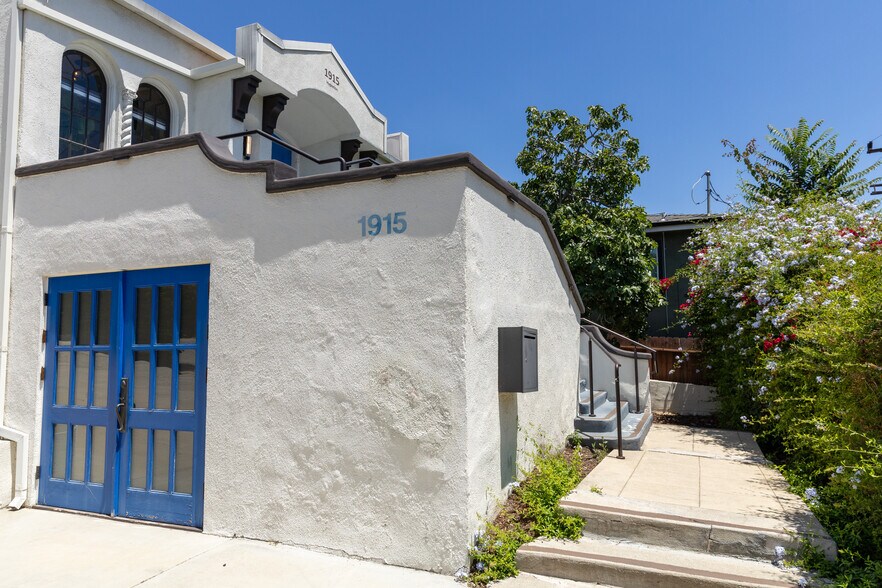 More Photos Of 1913-1915 Hyperion Ave, Los Angeles Loft Creative Space For Sale