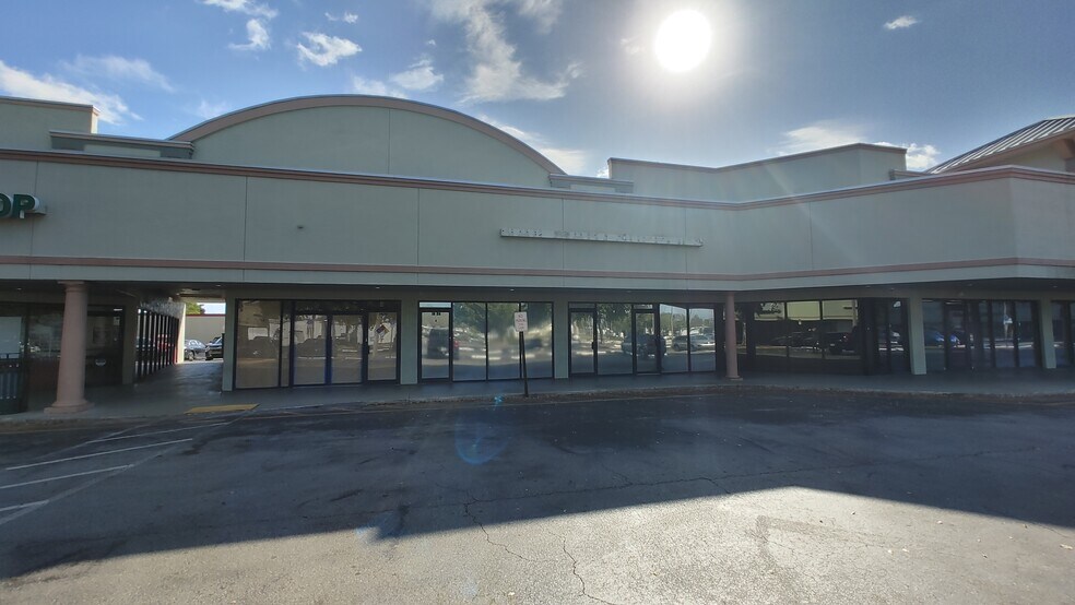 More Photos Of 1360 N State Road 7, Margate Freestanding For Lease