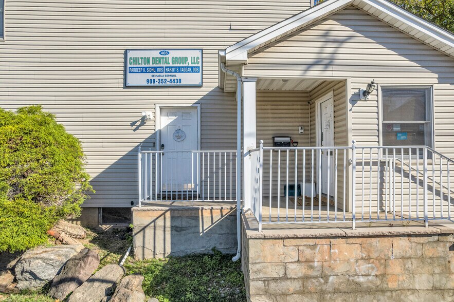 More Photos Of 553 Chilton St, Elizabeth Medical For Lease