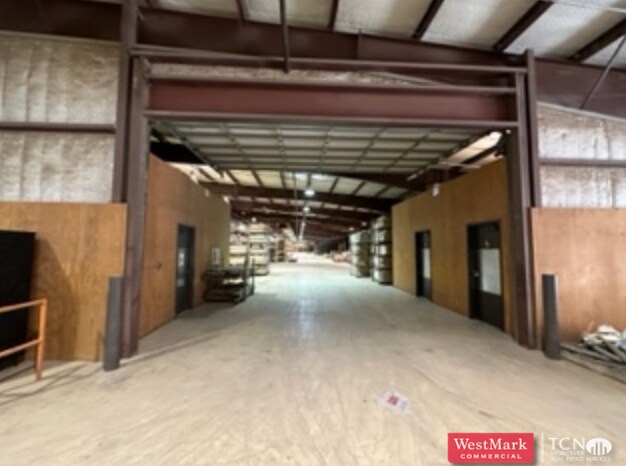 More Photos Of 2002 N Avenue N, Lubbock Manufacturing For Lease