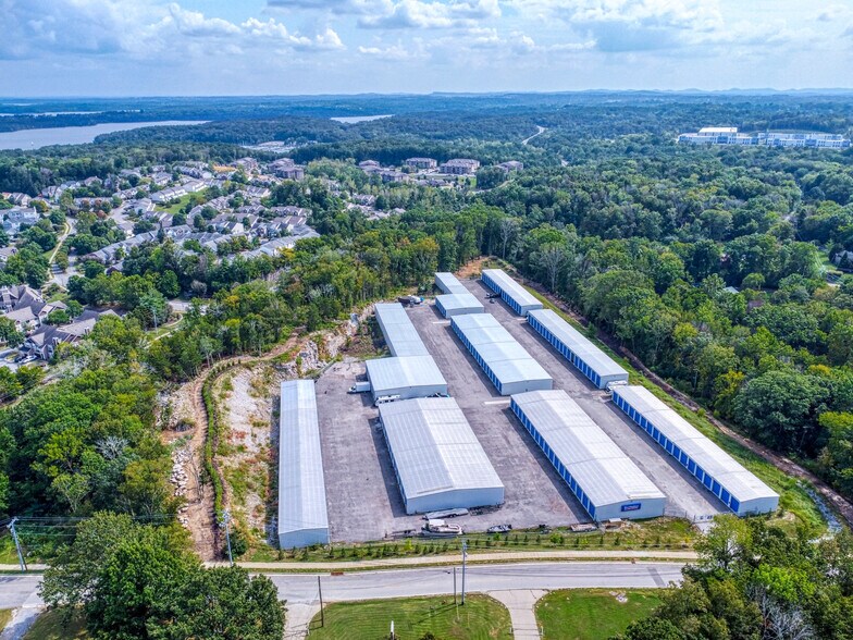 More Photos Of 1360 Pleasant Hill Rd, Nashville Self Storage For Lease