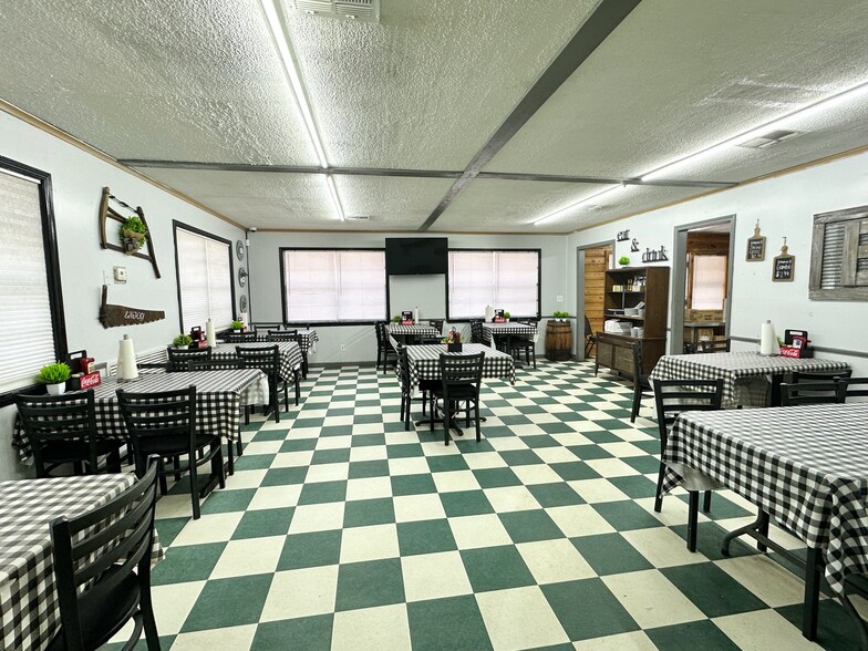 More Photos Of 2989 Hwy 21, Atmore Restaurant For Sale
