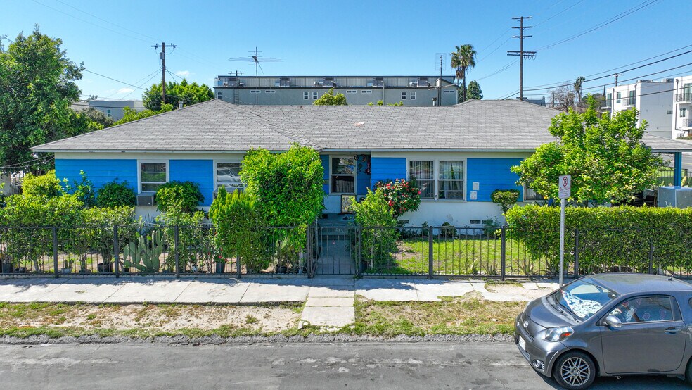 More Photos Of 11202 Oxnard St, North Hollywood Apartments For Sale