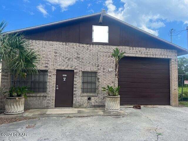 Primary Photo Of 327 Marion St, Daytona Beach Warehouse For Sale