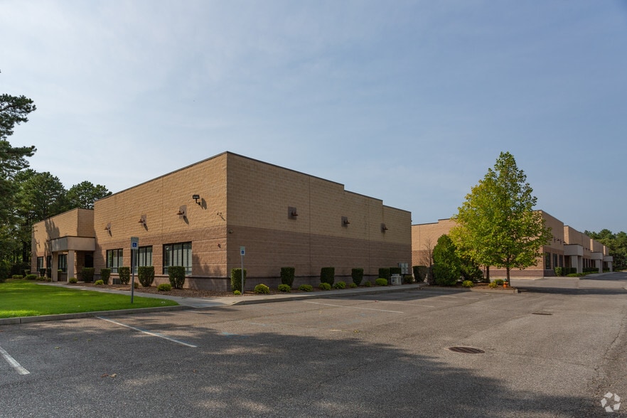 More Photos Of 78 Horseblock Rd, Yaphank Warehouse For Sale