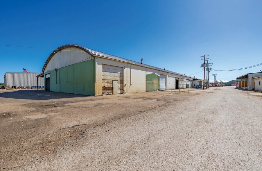 More Photos Of 412 Kit Ave, Caldwell Warehouse For Lease