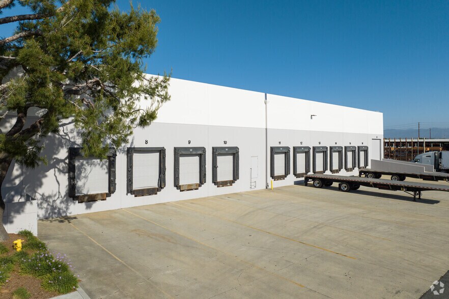 More Photos Of 13931-13951 Yorba Ave, Chino Manufacturing For Lease