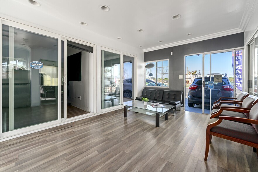 More Photos Of 17025 Hawthorne Blvd, Lawndale Specialty For Sale