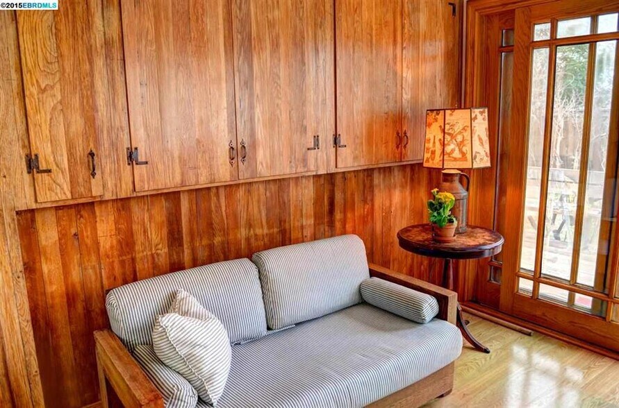 More Photos Of 986 Kains Ave, Albany Apartments For Sale