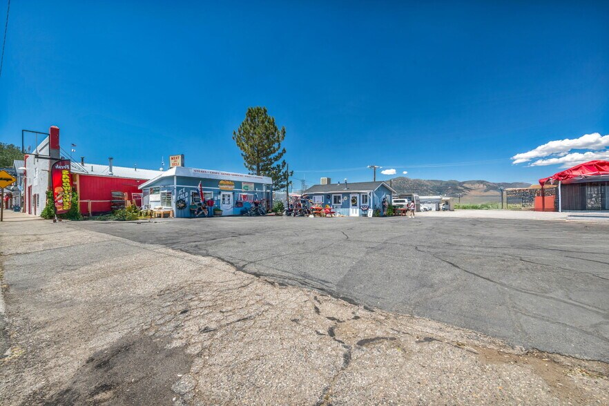 More Photos Of 198 Main St, Bridgeport Restaurant For Sale