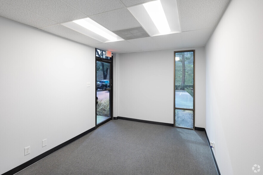 More Photos Of 7201 Garden Grove Blvd, Garden Grove Light Manufacturing For Lease