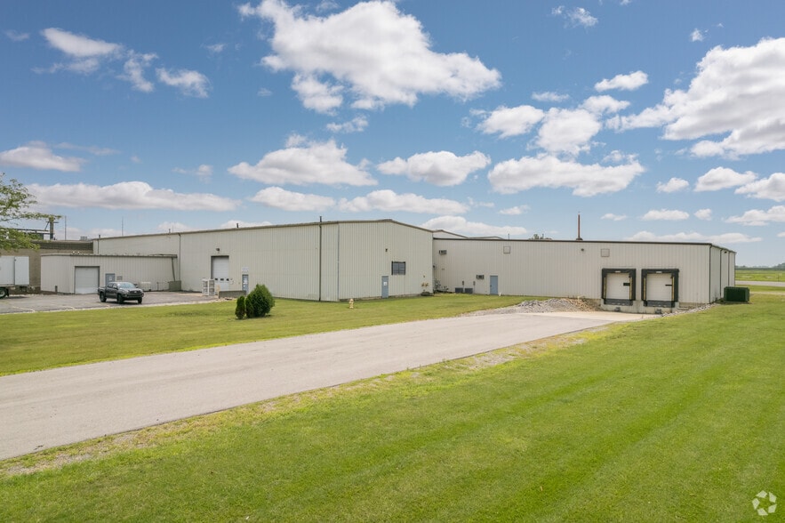 More Photos Of 1300 Morrical Blvd, Findlay Manufacturing For Lease