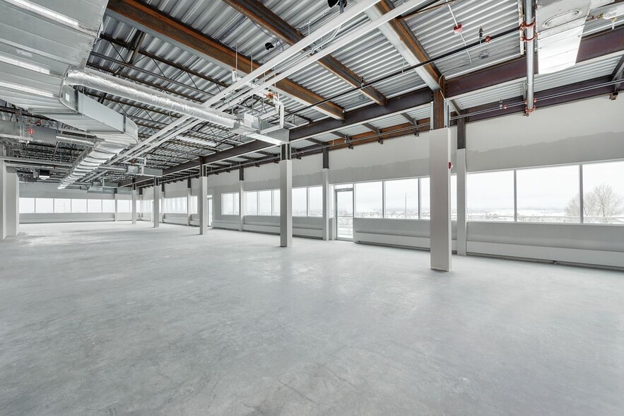 More Photos Of 75 Crowfoot Rise NW, Calgary Office For Lease
