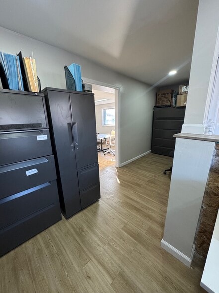 More Photos Of 1421 Nottingham Way, Trenton Office For Sale