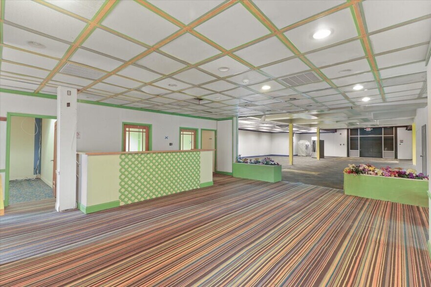 More Photos Of 2254-60 N 3rd St, Philadelphia Office For Sale