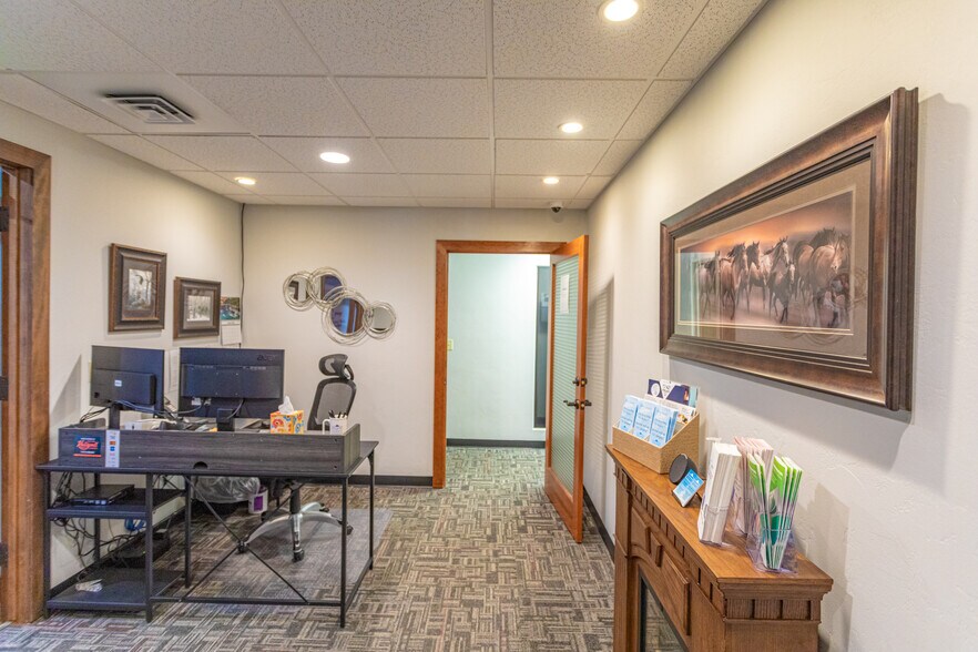 More Photos Of 20 Four Mile Dr, Kalispell Medical For Sale