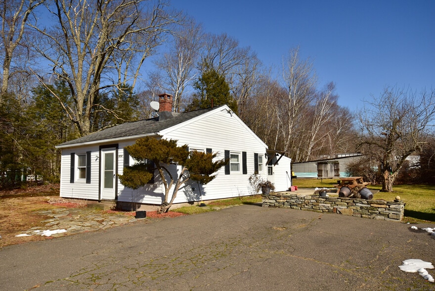 More Photos Of 712 Bread and Milk St, Coventry Manufacturing For Sale