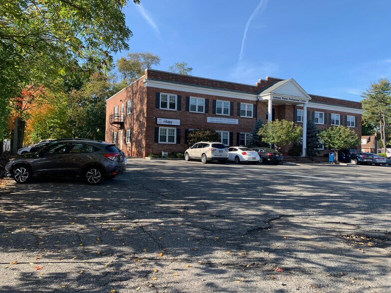 More Photos Of 1341 Hamburg Tpke, Wayne Office For Lease