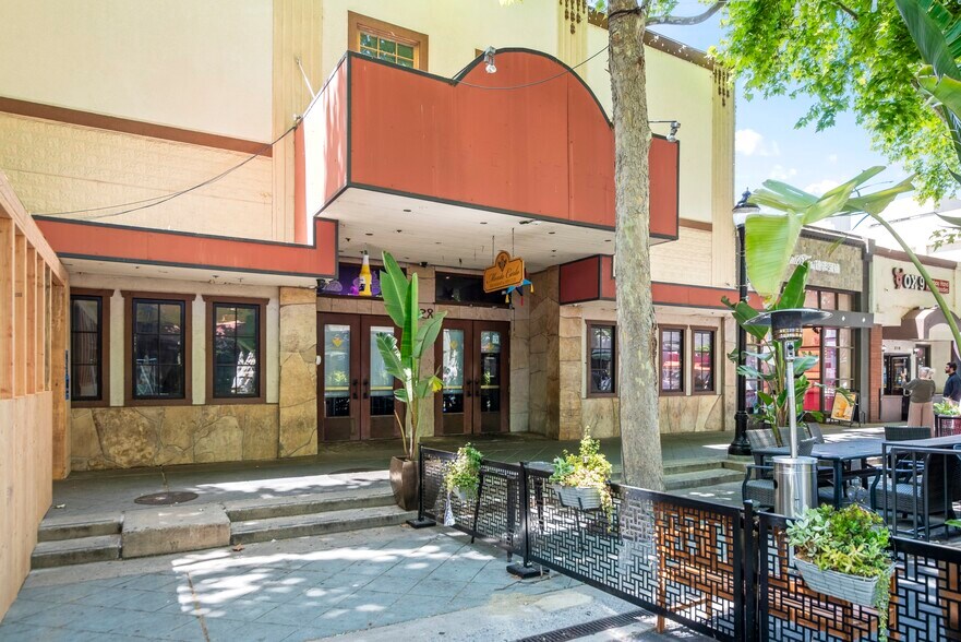 More Photos Of 228 Castro St, Mountain View Bar For Sale