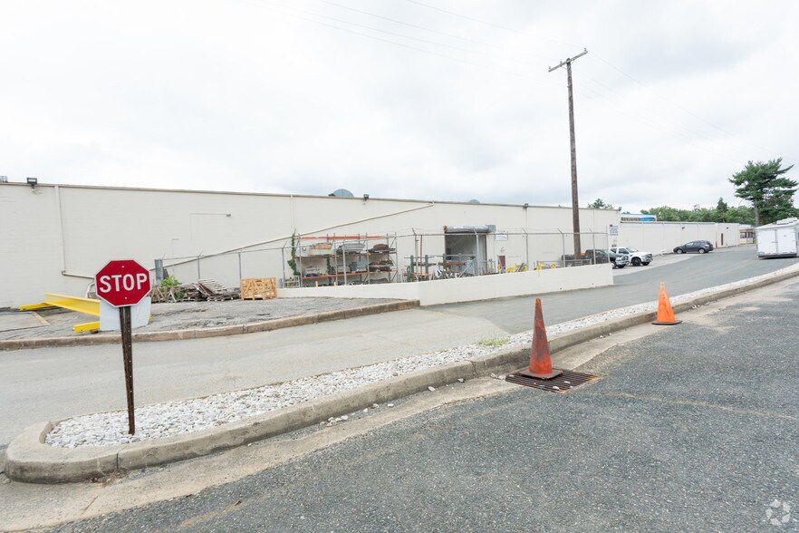 More Photos Of 5200 Glen Arm Rd, Glen Arm Warehouse For Lease