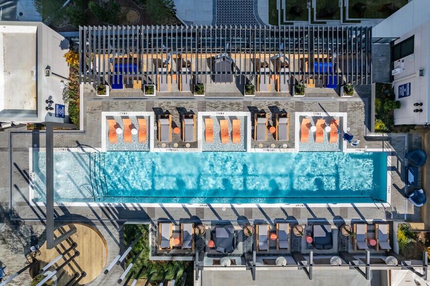 More Photos Of 1331 Spring St NW, Atlanta Unknown For Lease