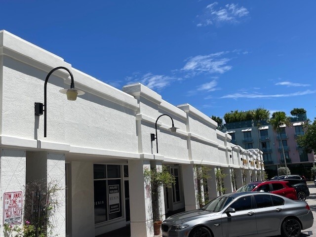 More Photos Of 241 NE 2nd Ave, Delray Beach Storefront For Lease